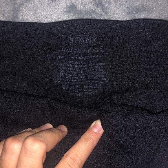 Spanx stretchy leggings - Picture 2 of 2